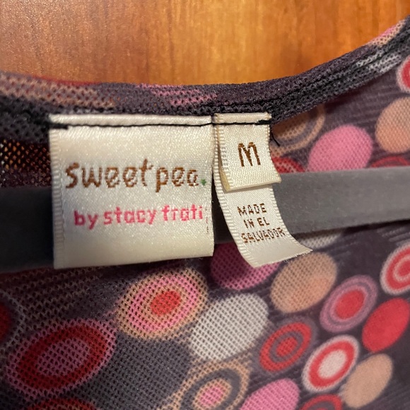 Sweet Pea grey & pink double mesh top - Picture 4 of 4